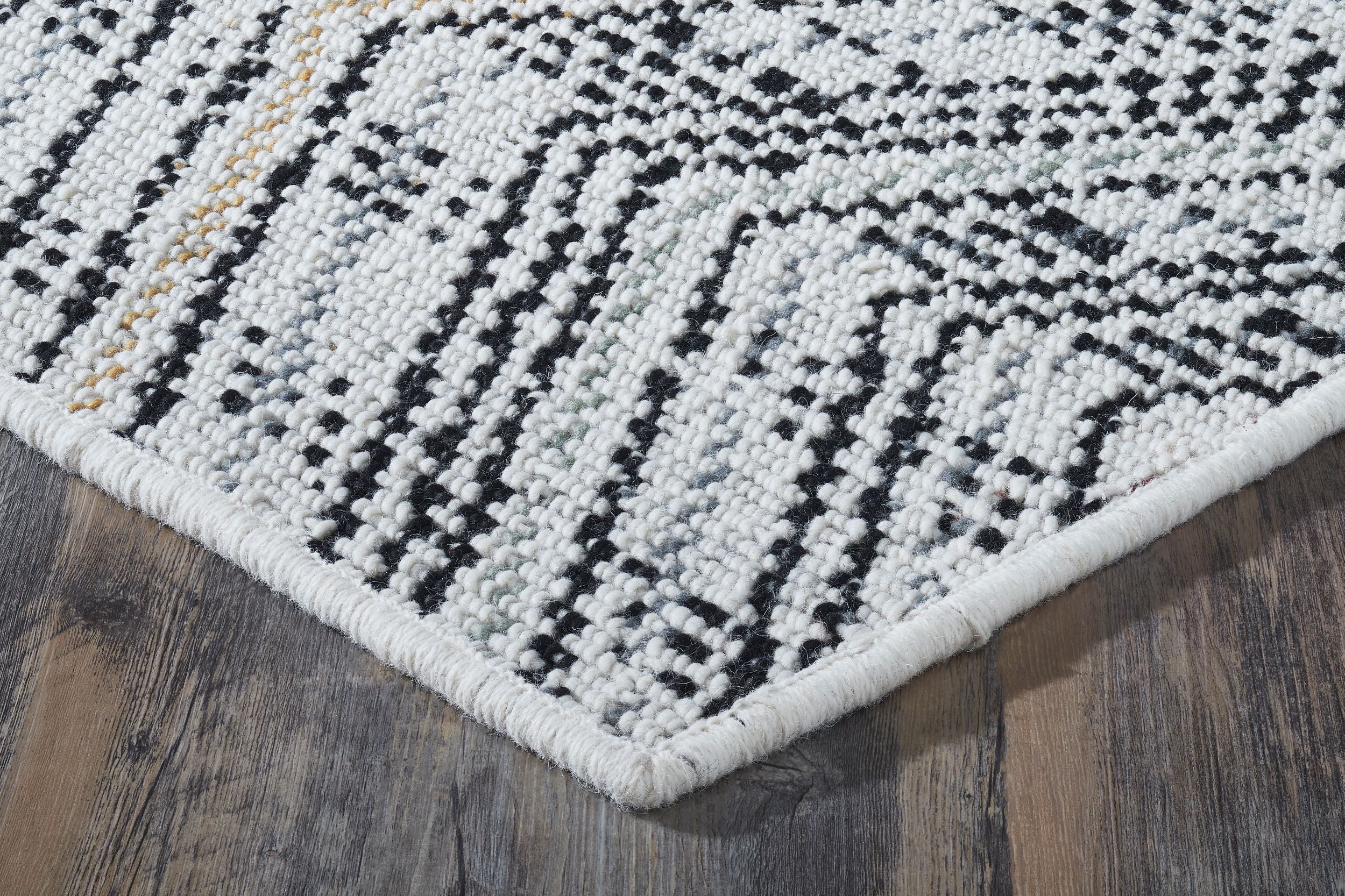 MISSONI Metropoli 100% Wool Hand-Made Flatweave Carpet with