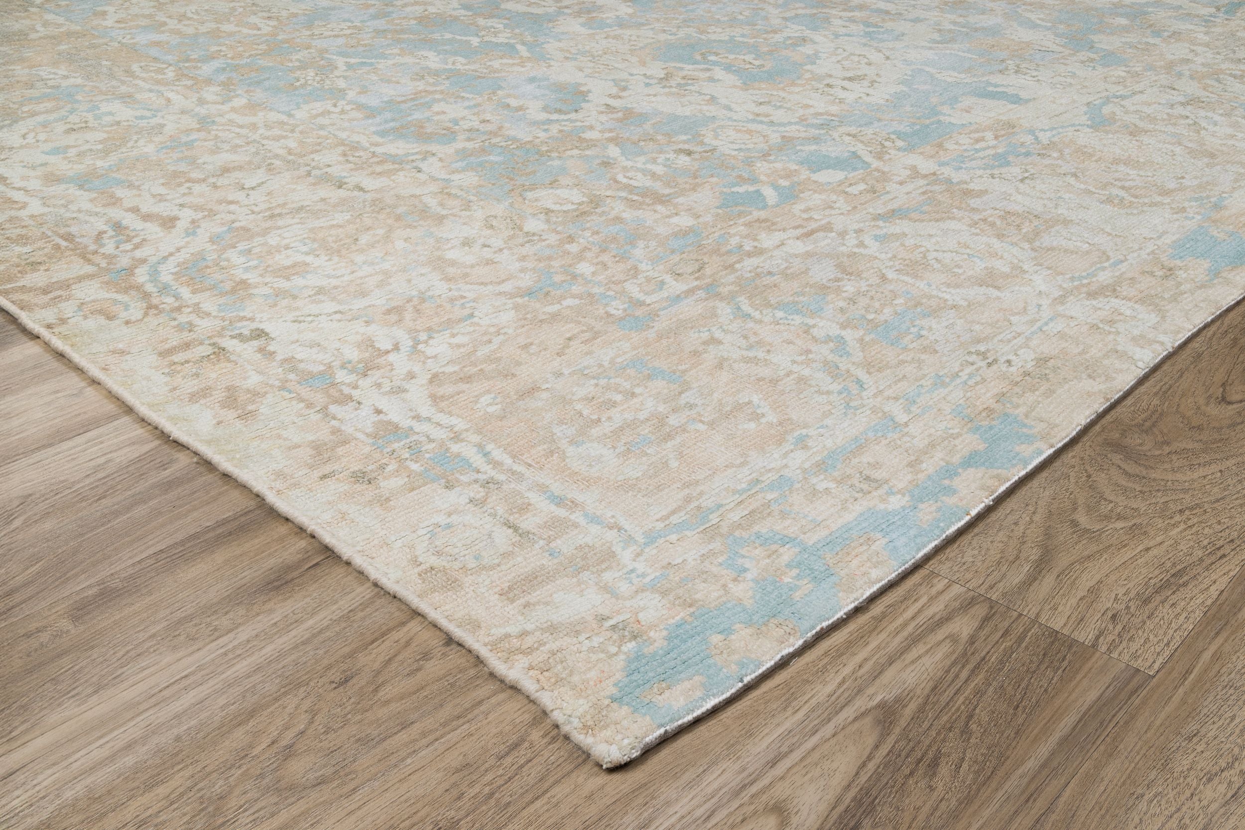 #color_Celestial Blue