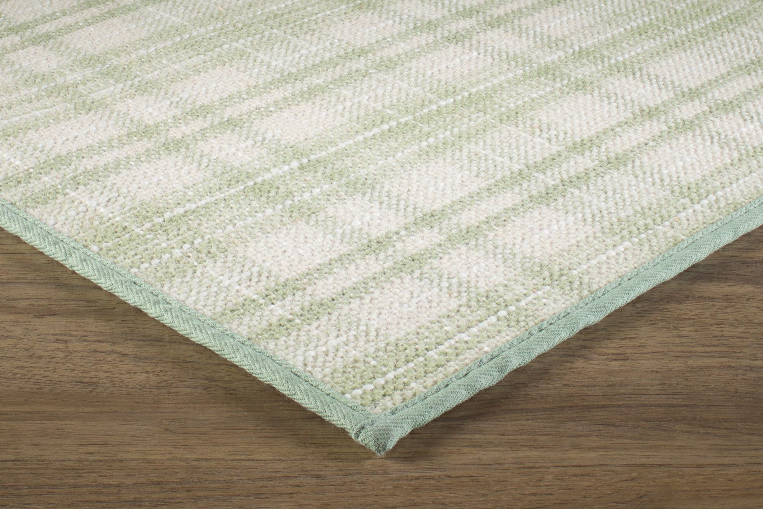 #color_Green