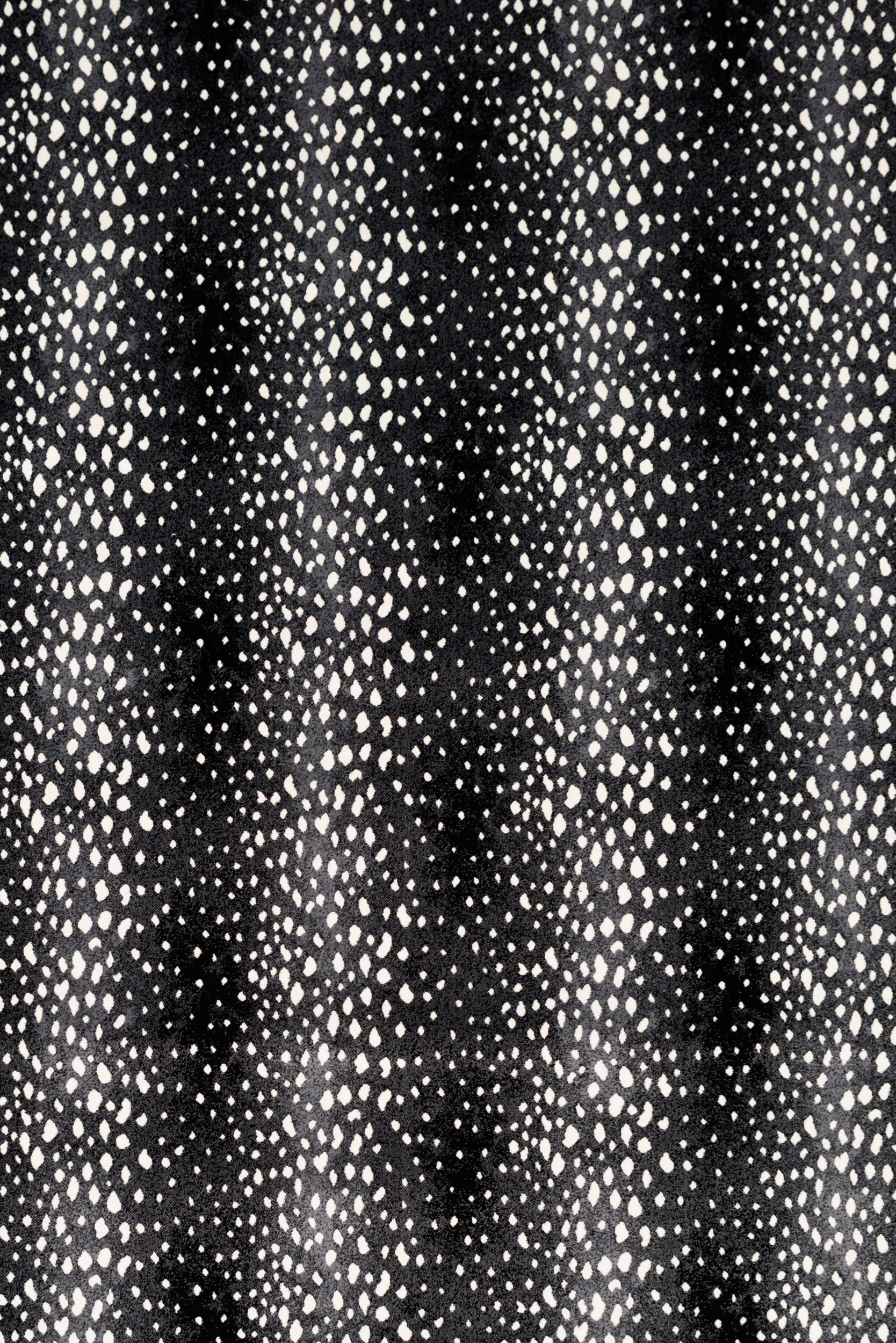 #color_Onyx