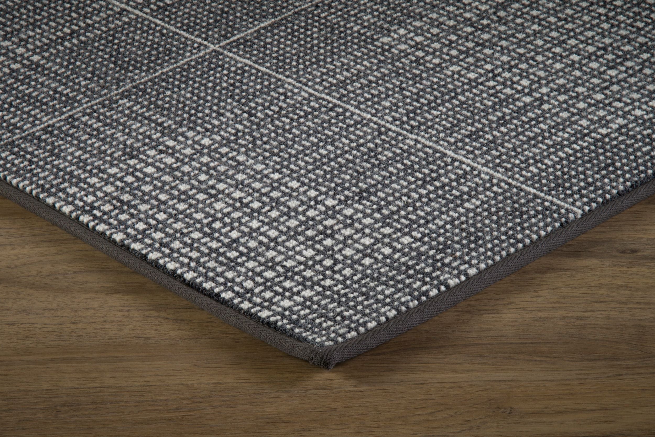 #color_Charcoal/Pearl