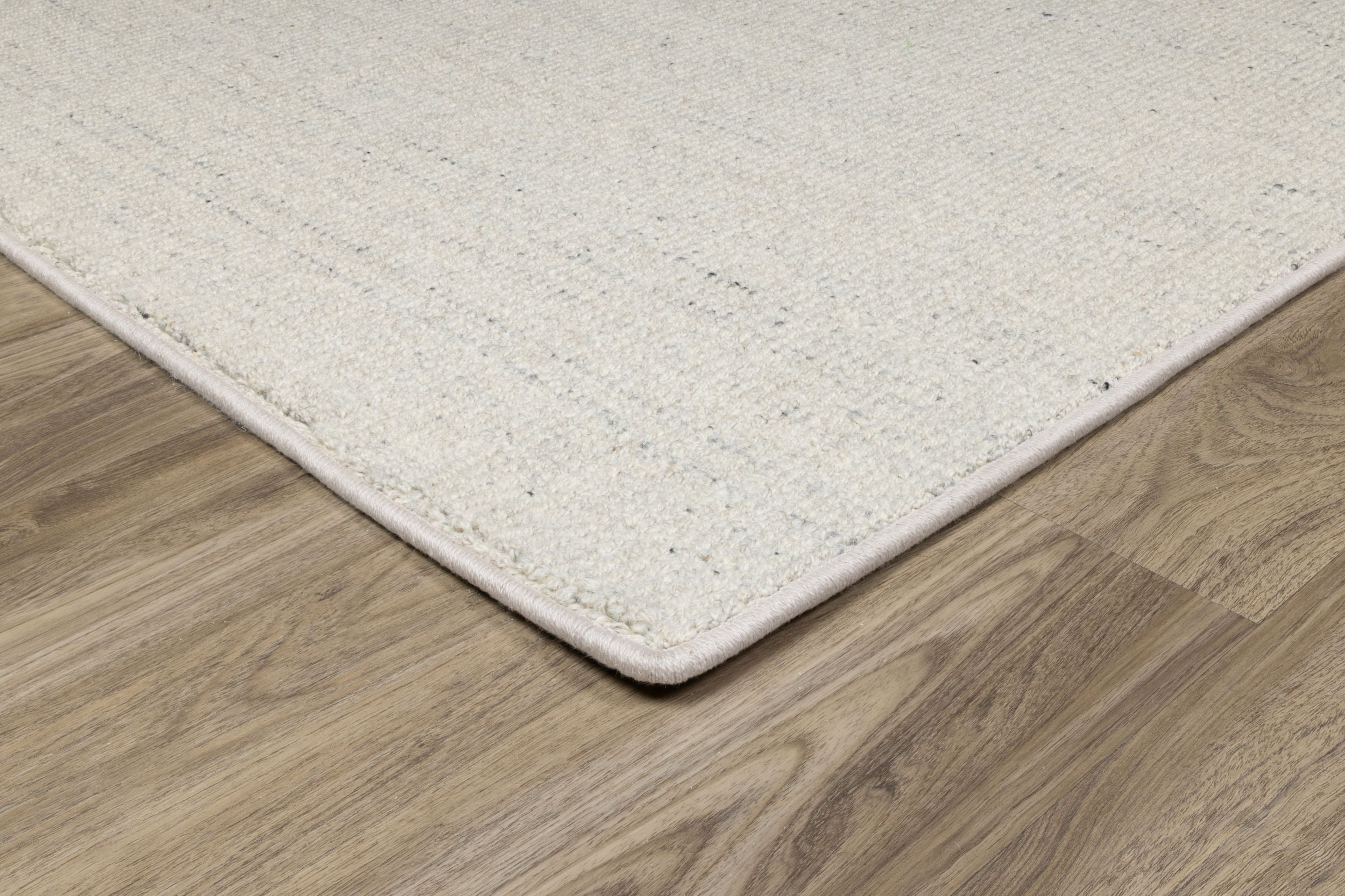 Mimis Wool Hand-Loomed Transitional Carpet
