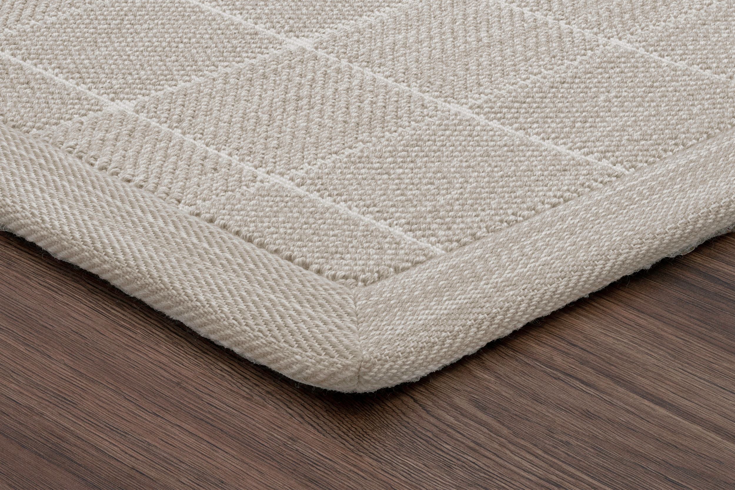 #color_Linen