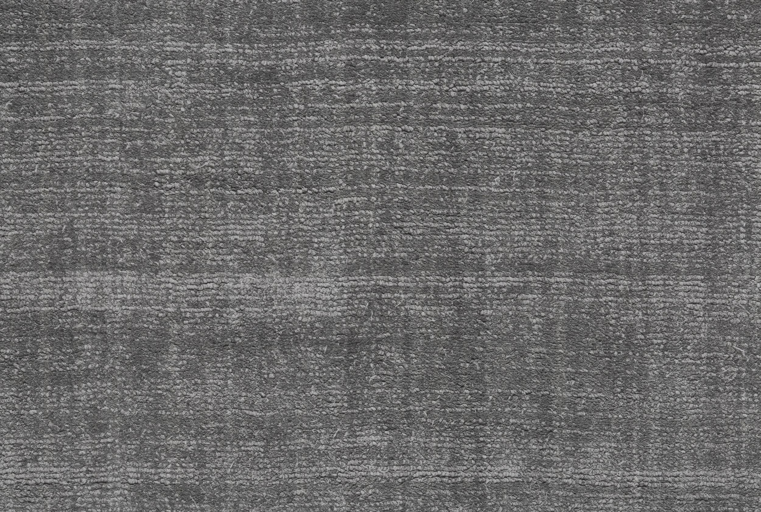 #color_Gunmetal