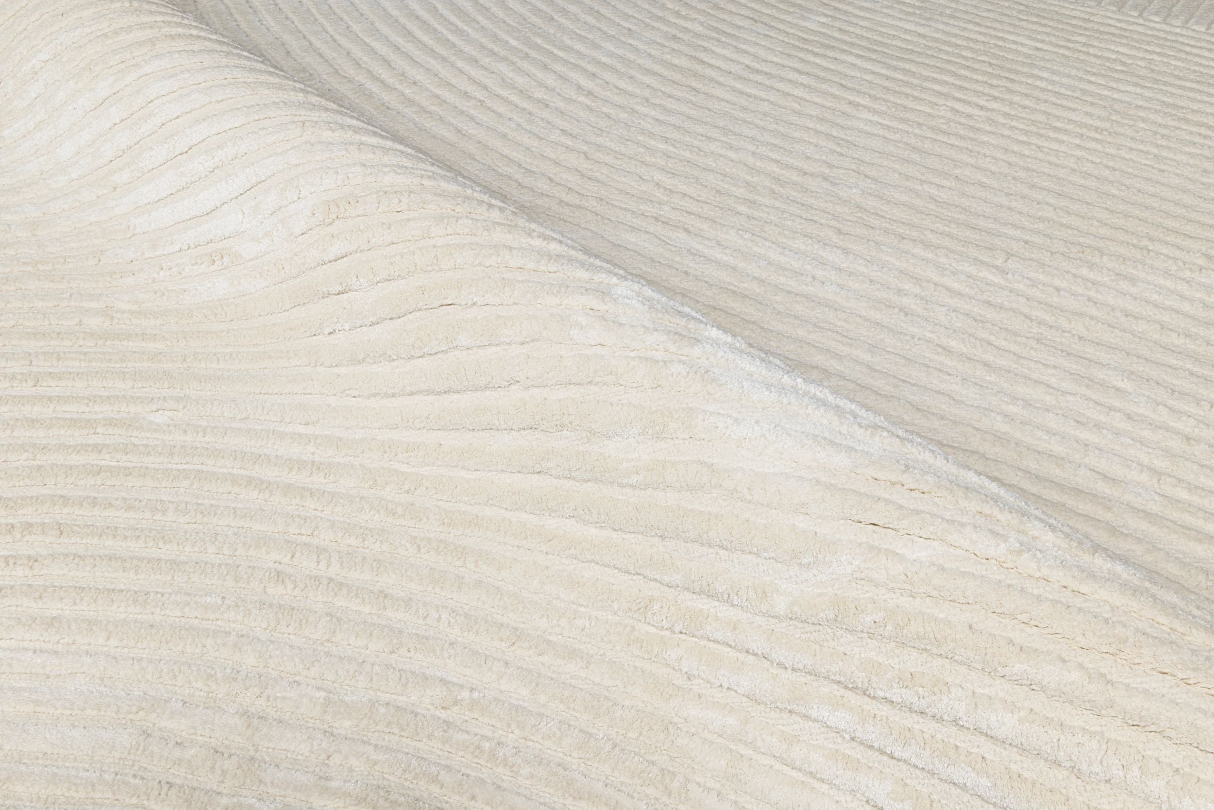 #color_Ivory