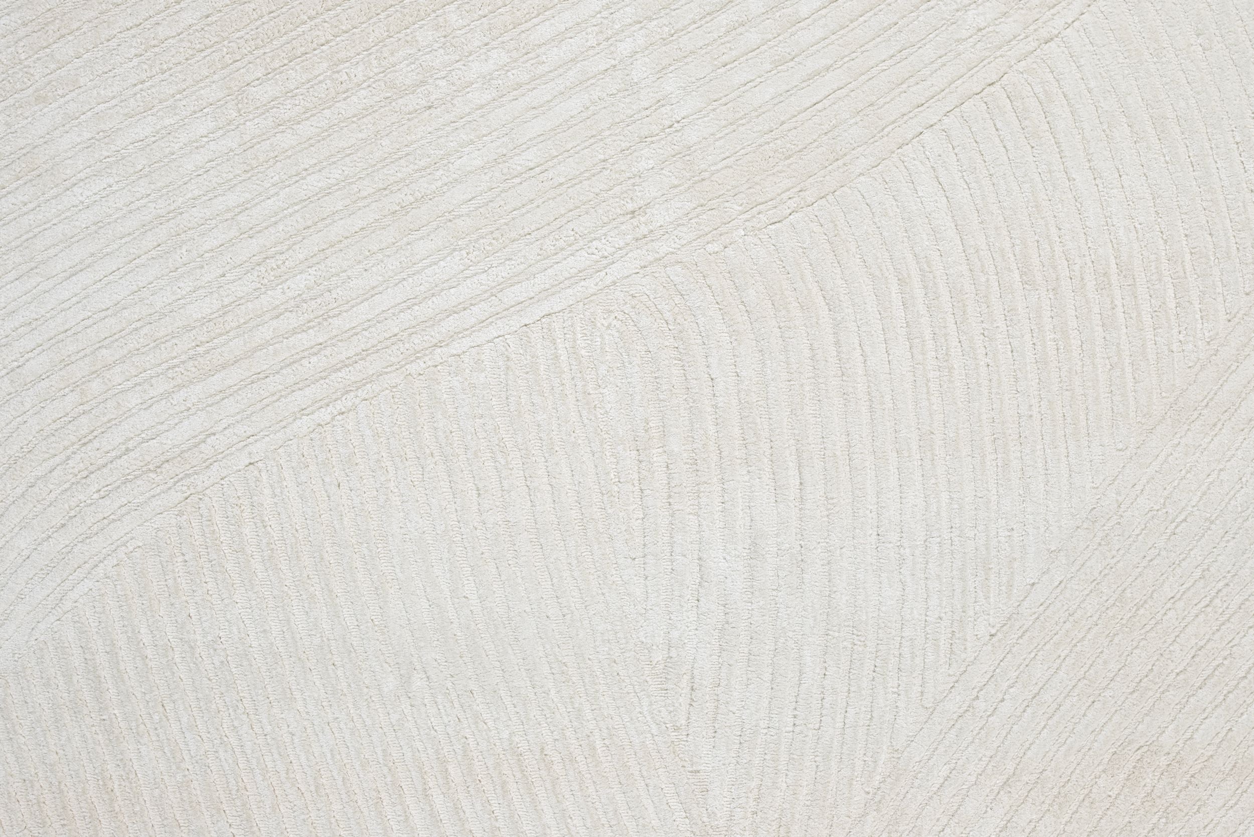 #color_Ivory