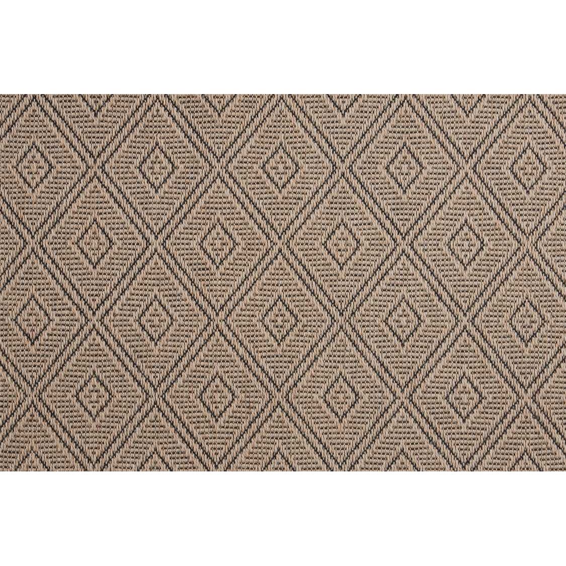 Kaelem Carpet with Diamond Design