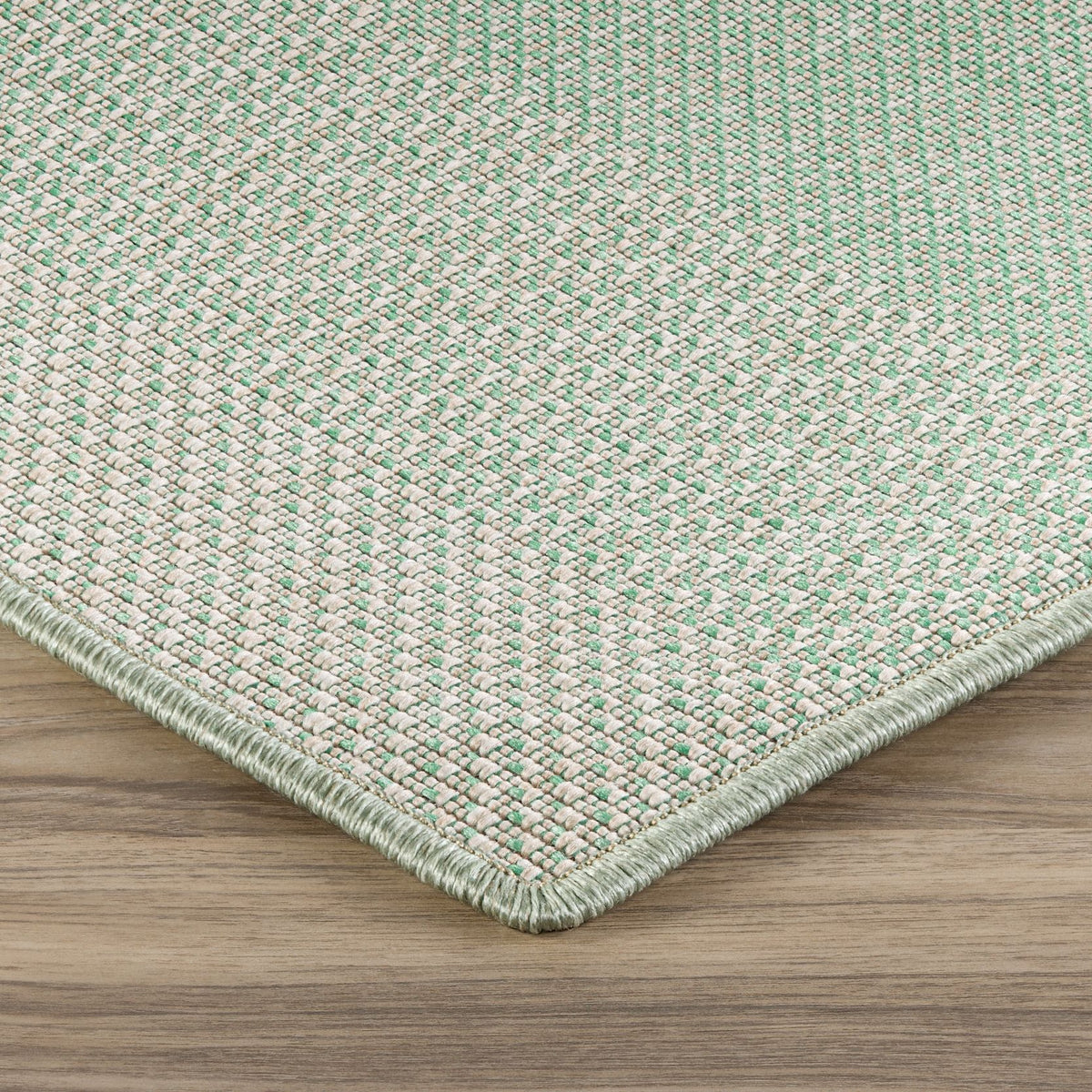 O05_TRPCWIDE2611_SERG_1200x120