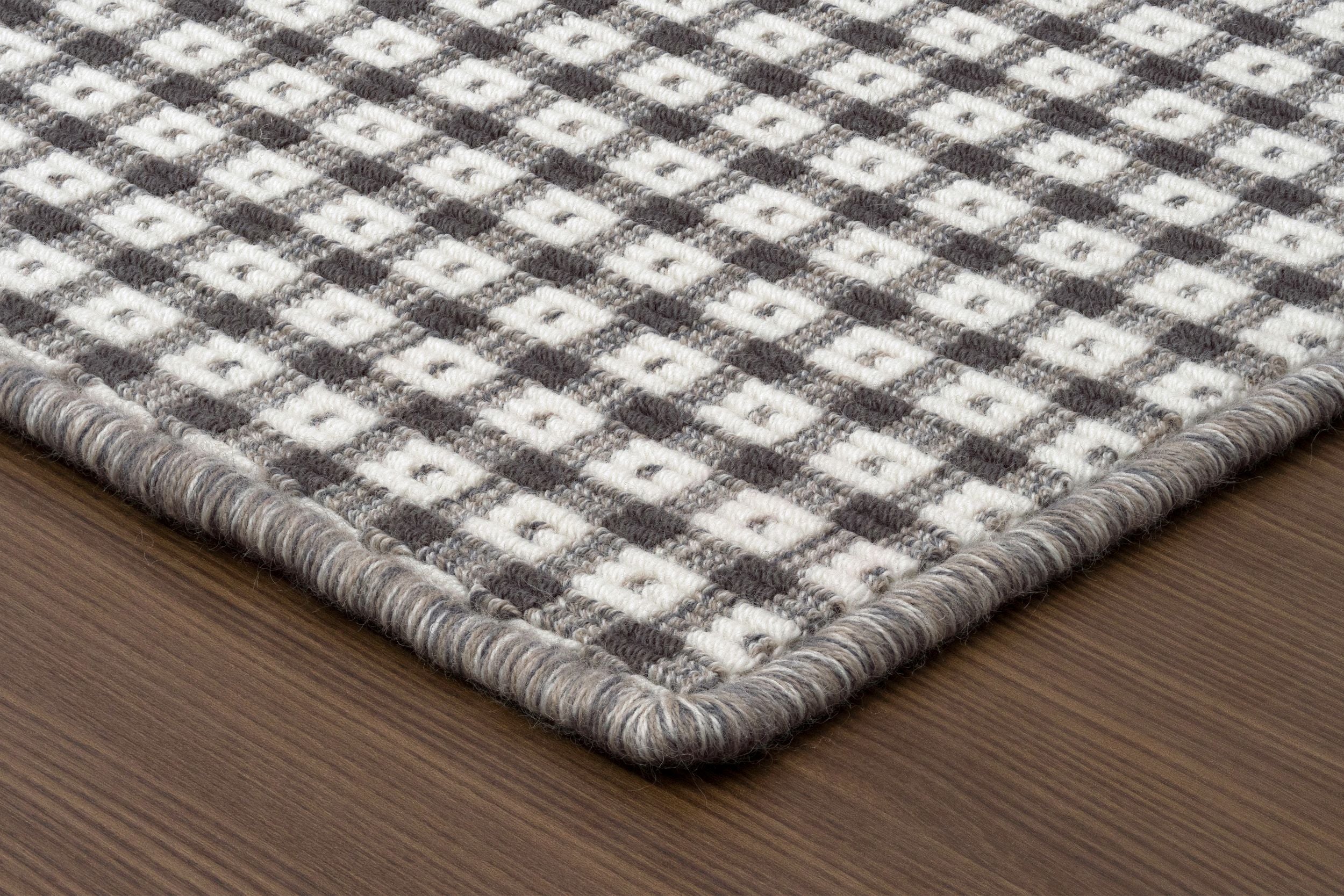 Rivervale Rivervale 100% Wool Checkered Wilton Carpet
