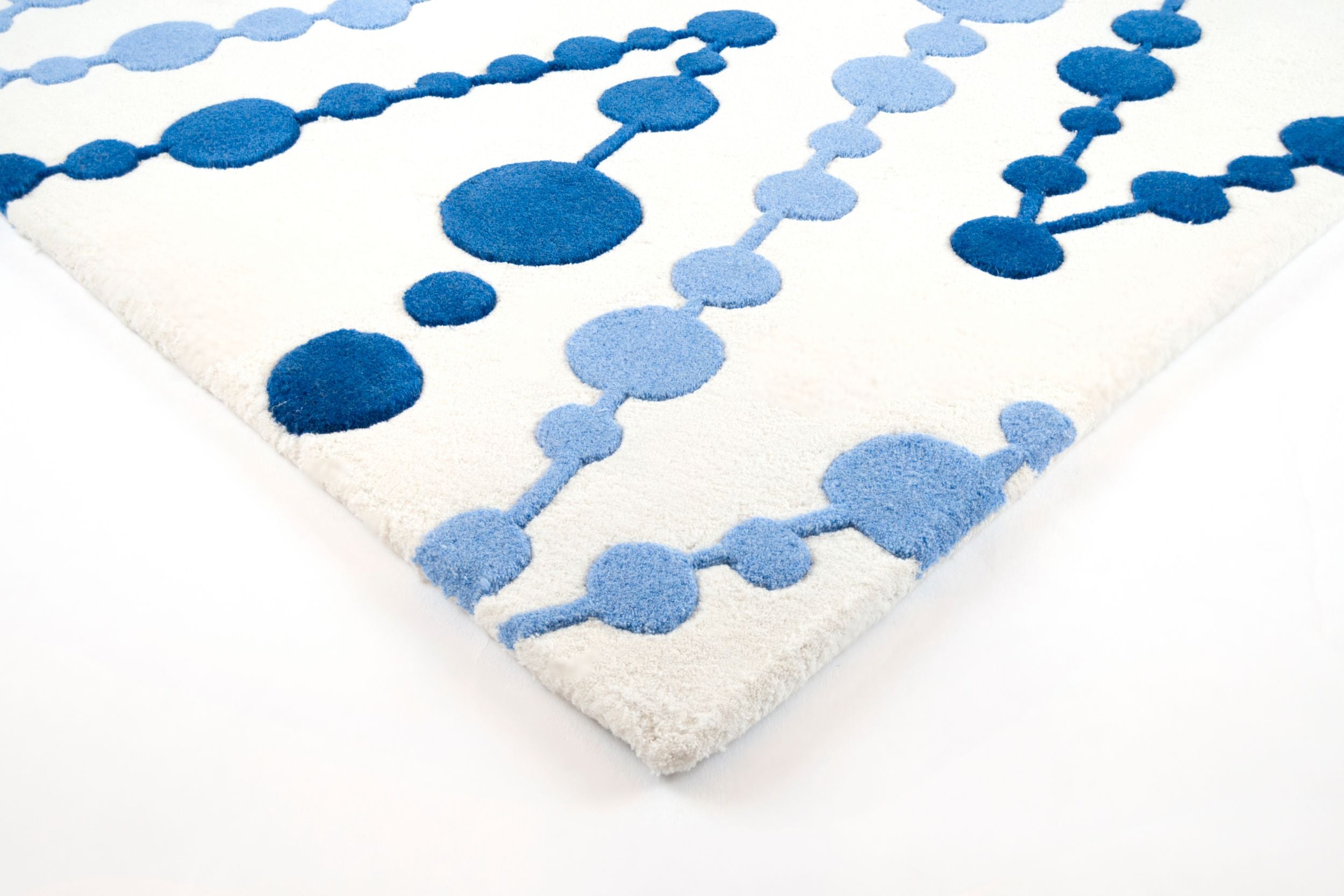 Jacques Hand-Tufted Carpet with Futuristic Zigzag Design