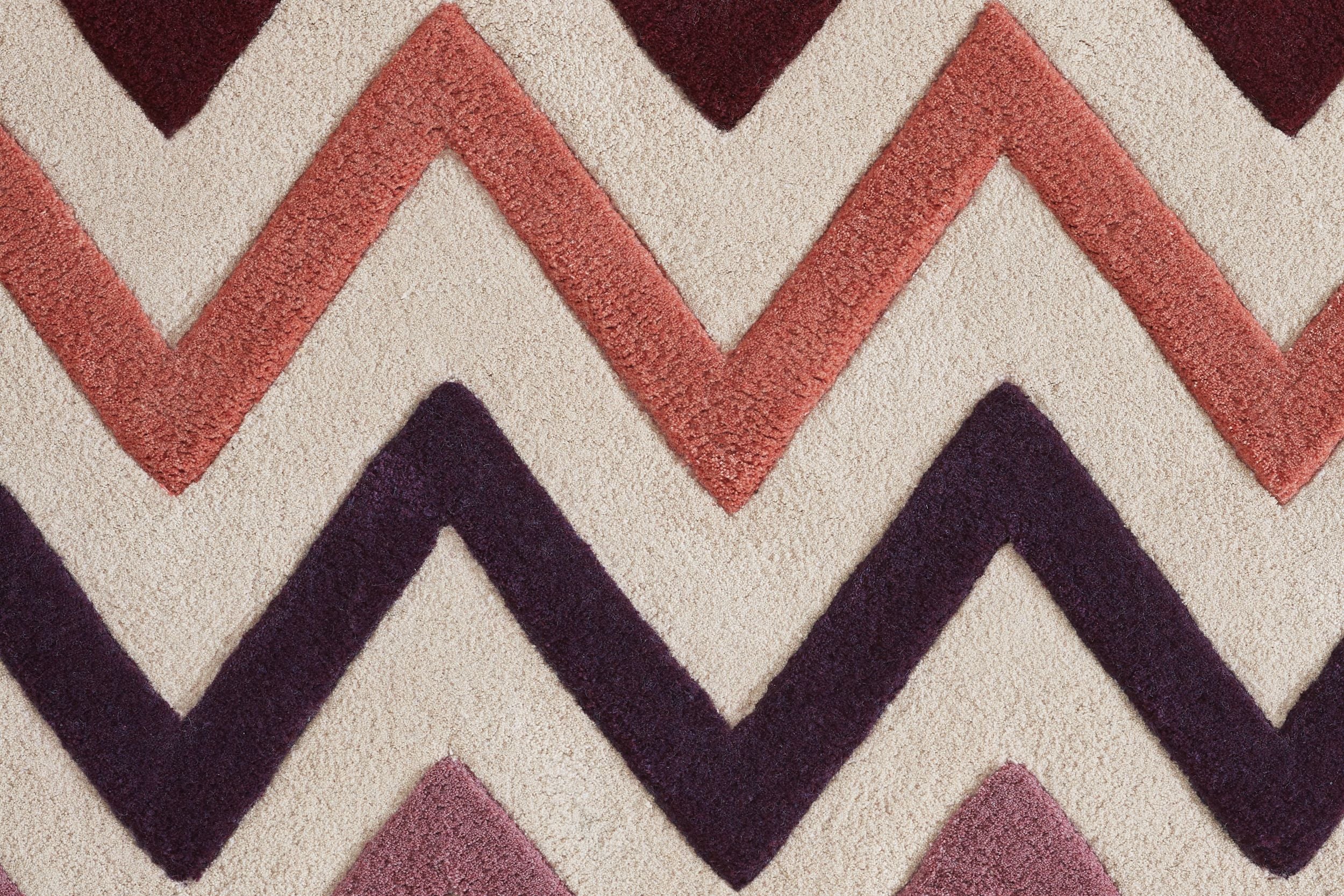 MISSONI Iconic Durable Hand-Knotted Rug with Modern Waves Design