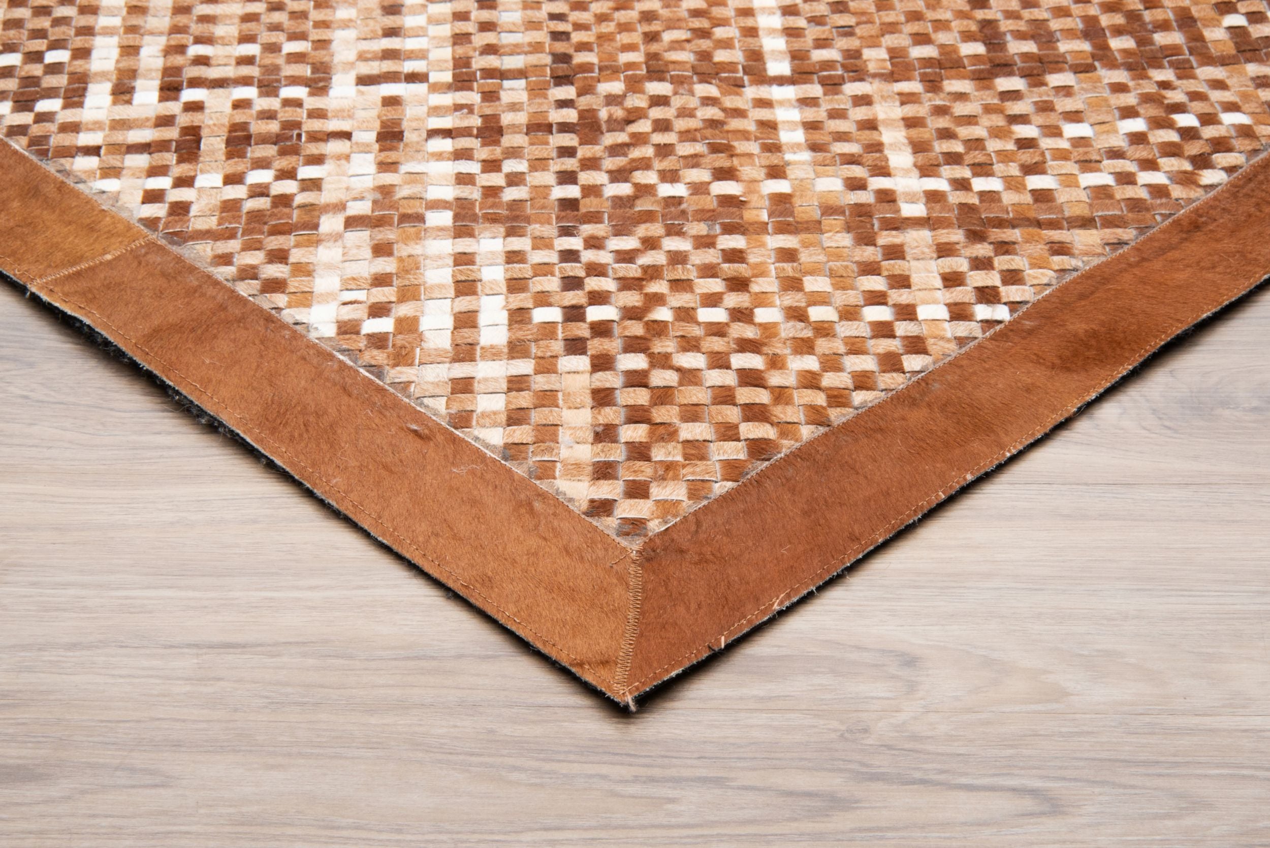 #color_Blanched Almond