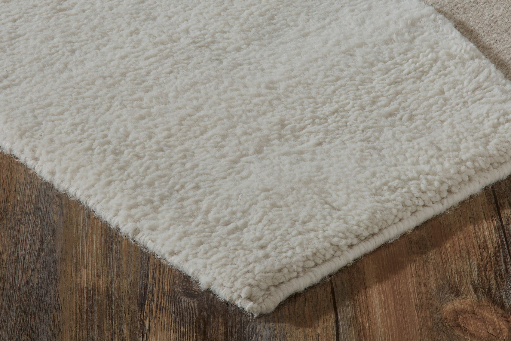 STARK Ronna 100% Wool Hand-Knotted Geometric Rug