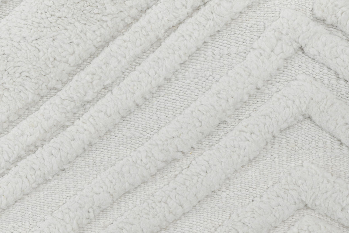 #color_Ivory