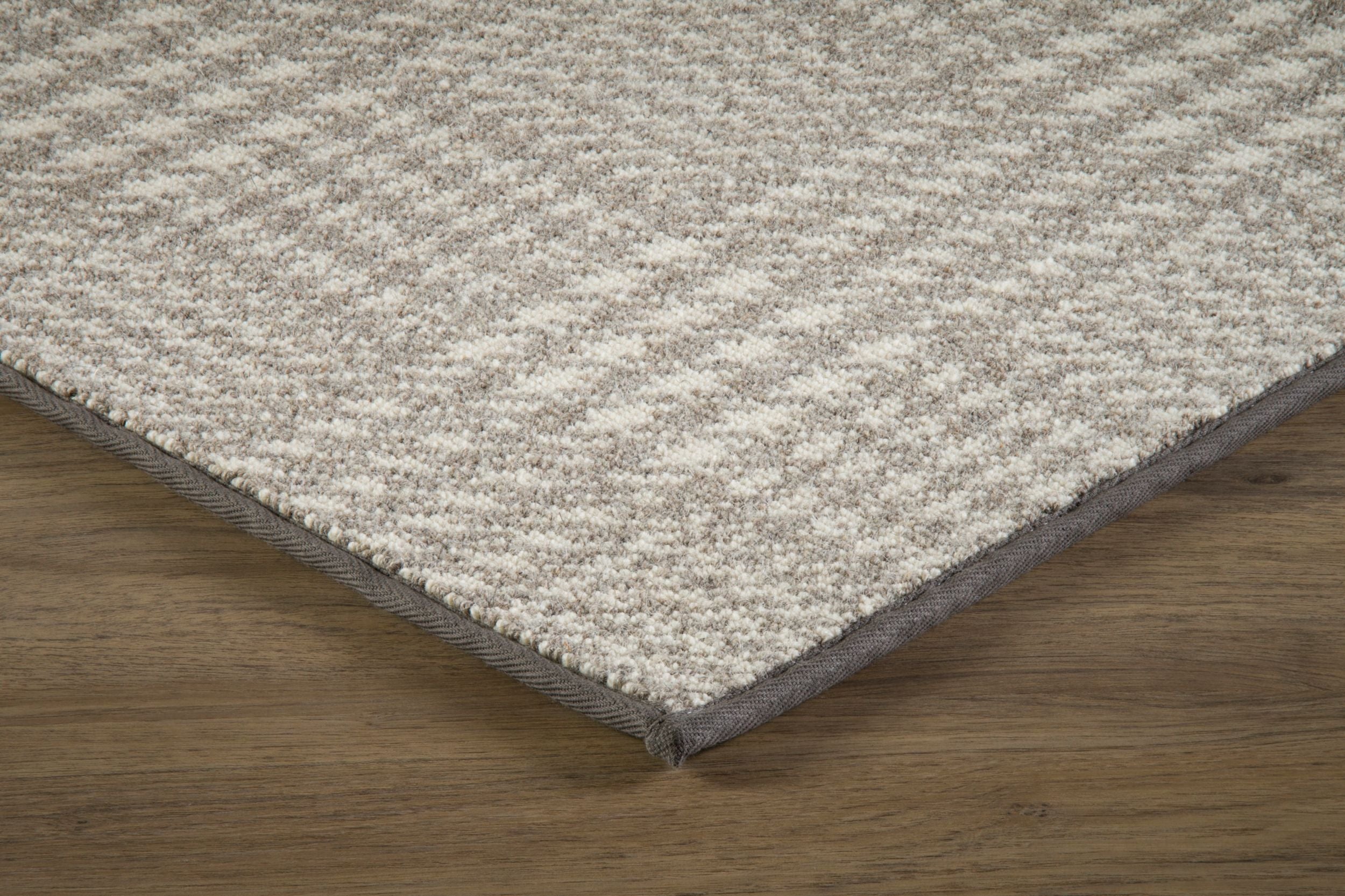 #color_Greystone-Silver-White