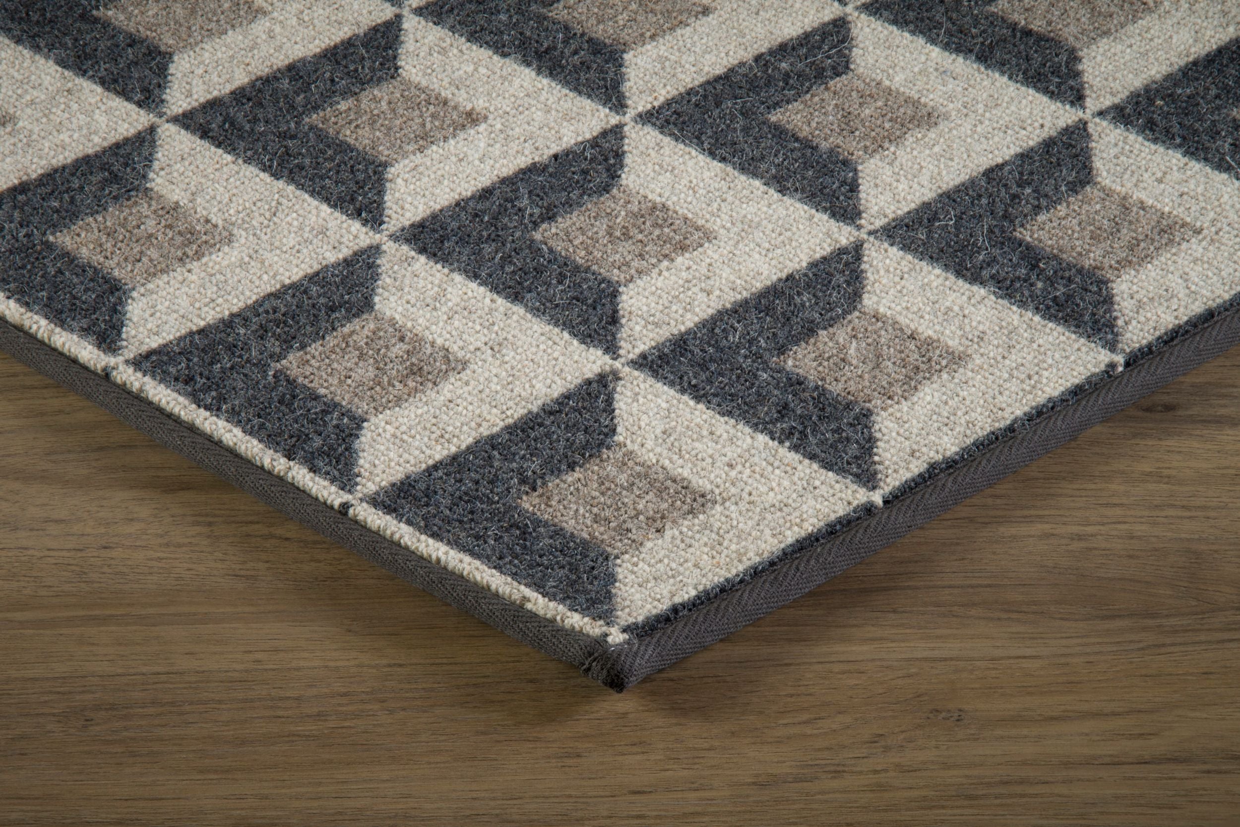 STARK Stevie Geometric Carpet